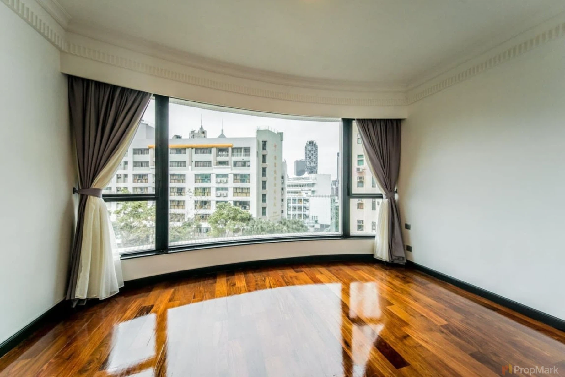 8 Shiu Fai Terrace - Photo 6