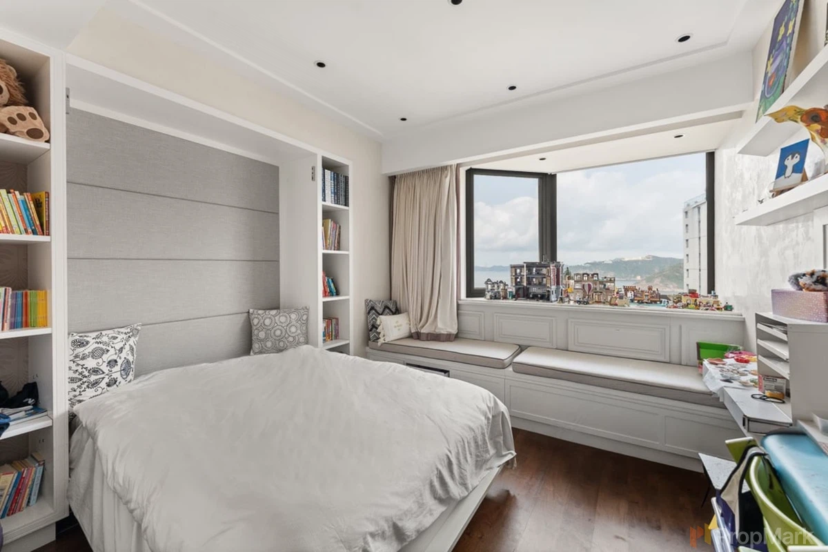 South Bay Towers - Photo 12