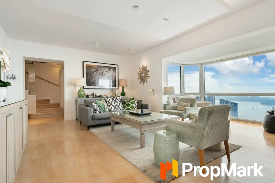 Woodbury Court - Photo 1