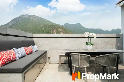 Woodbury Court - Photo 2