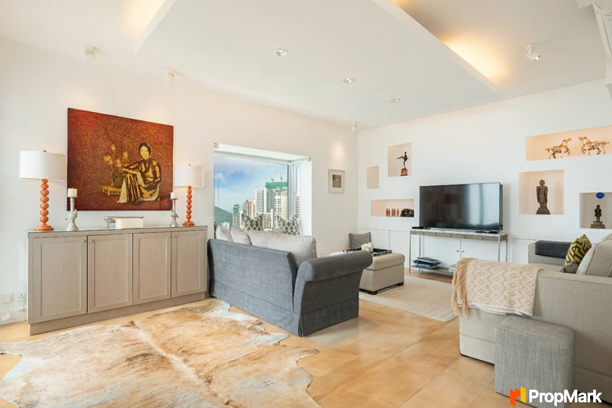 Woodbury Court - Photo 4