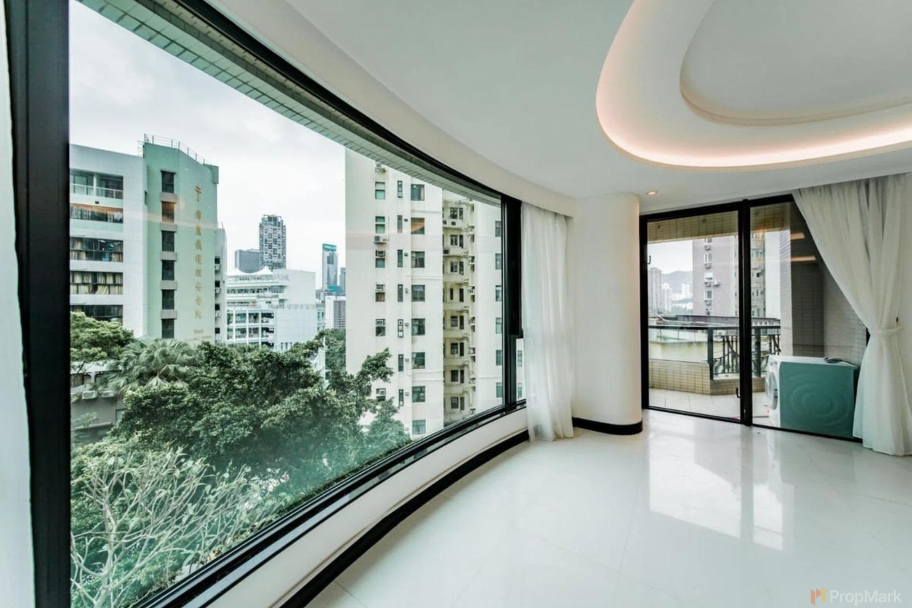 8 Shiu Fai Terrace - Photo 4