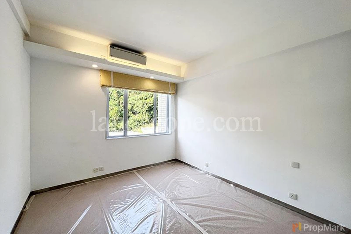 Grosse Pointe Villa - Photo 13