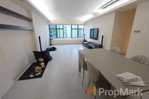 Robinson Place - Photo