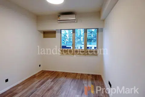 St. Joan Court - Photo 4