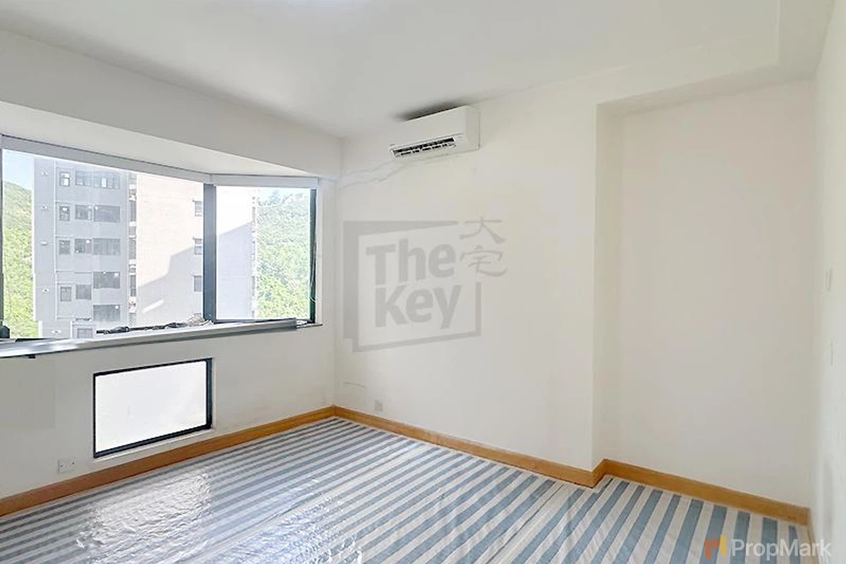 South Bay Towers - Photo 7