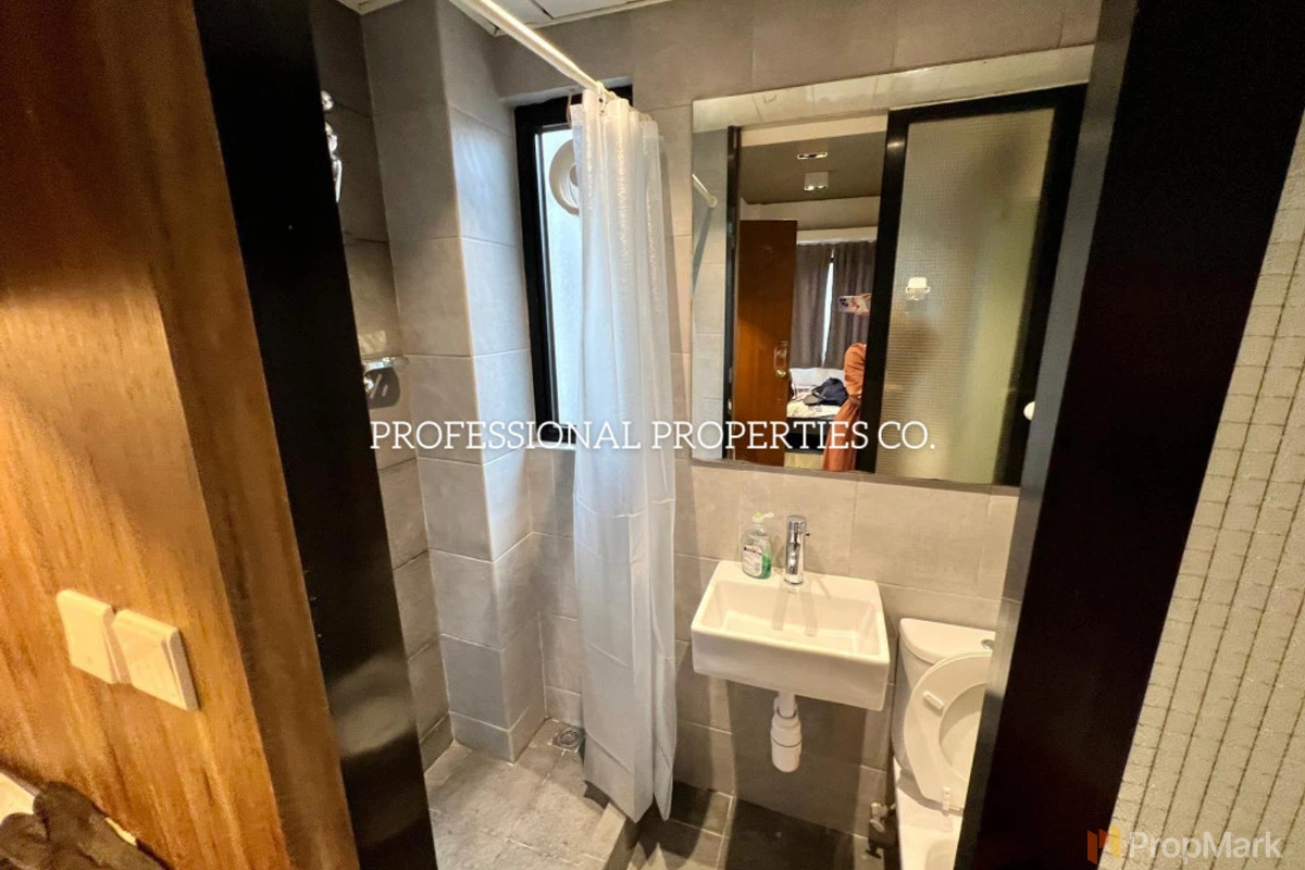 Wo On Building - Photo 6