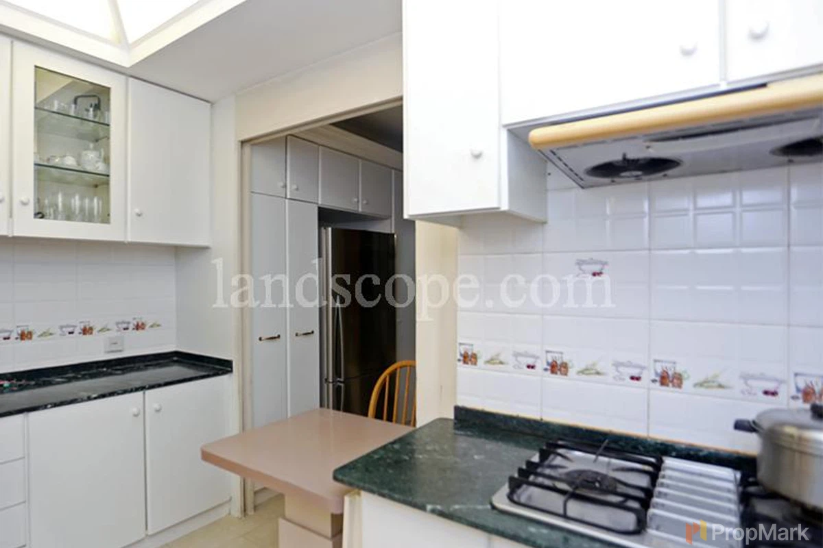 South Bay Towers - Photo 9