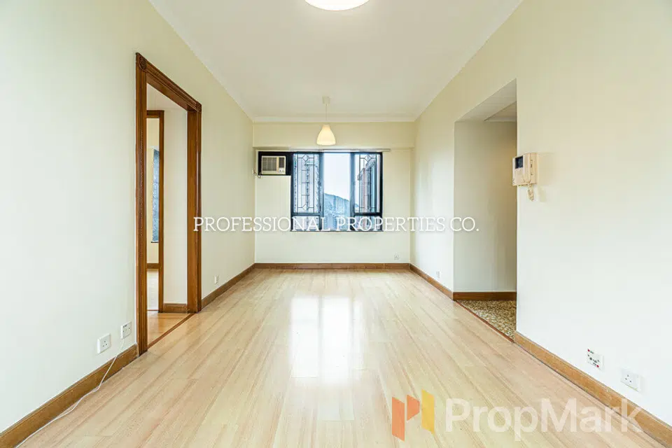 Ying Piu Mansion - Photo 1