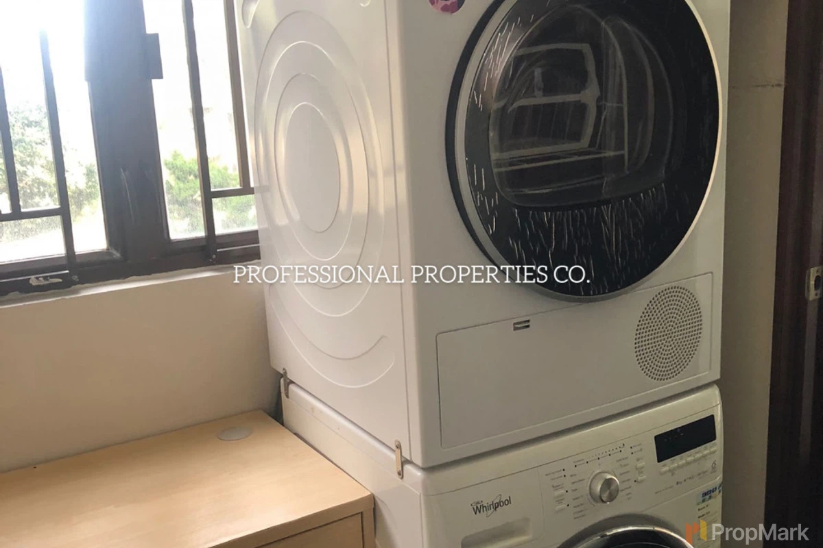 Stanford Villa - Photo 12