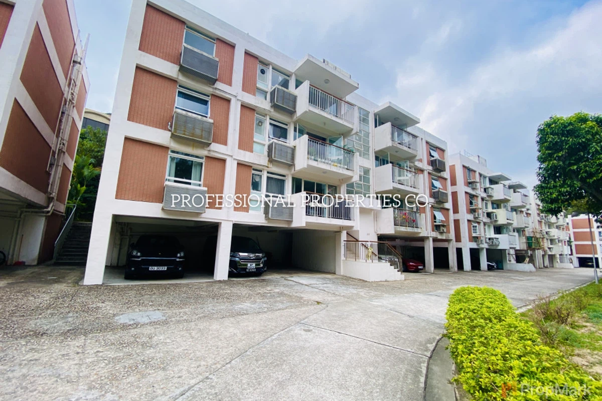 Unicorn Gardens - Photo 25