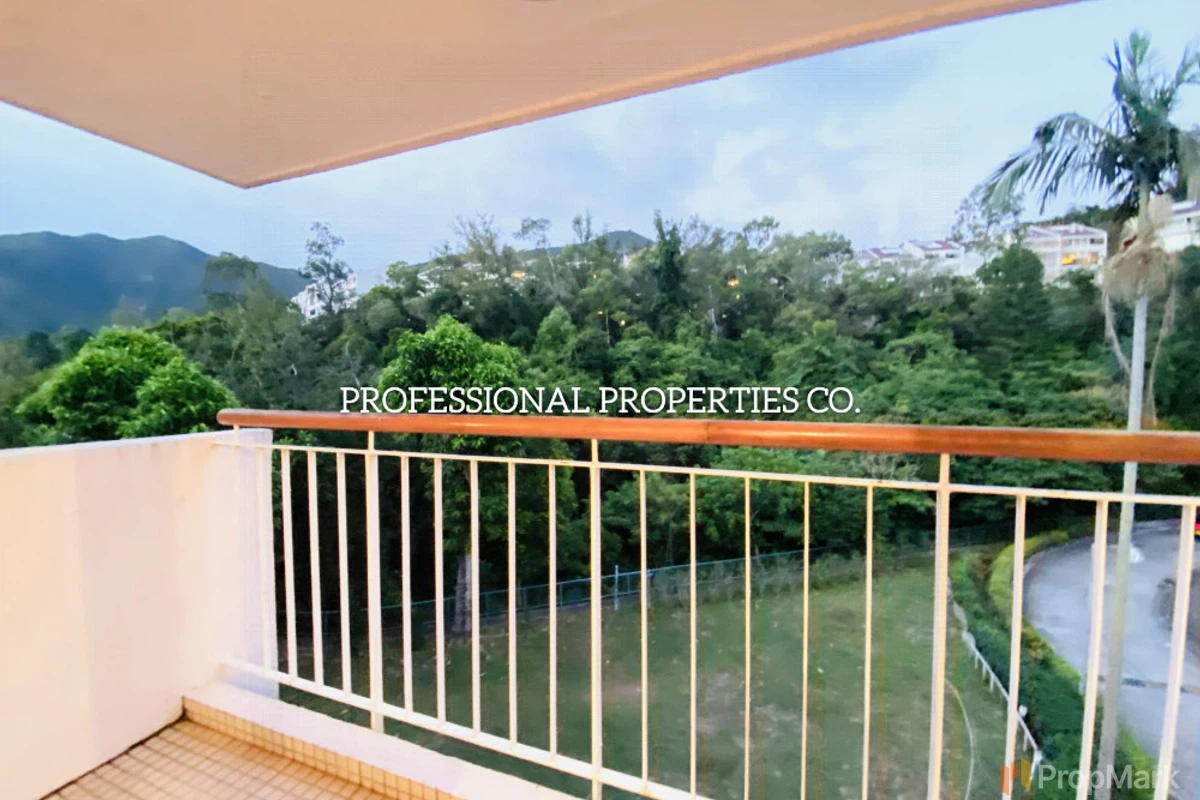 Unicorn Gardens - Photo 3