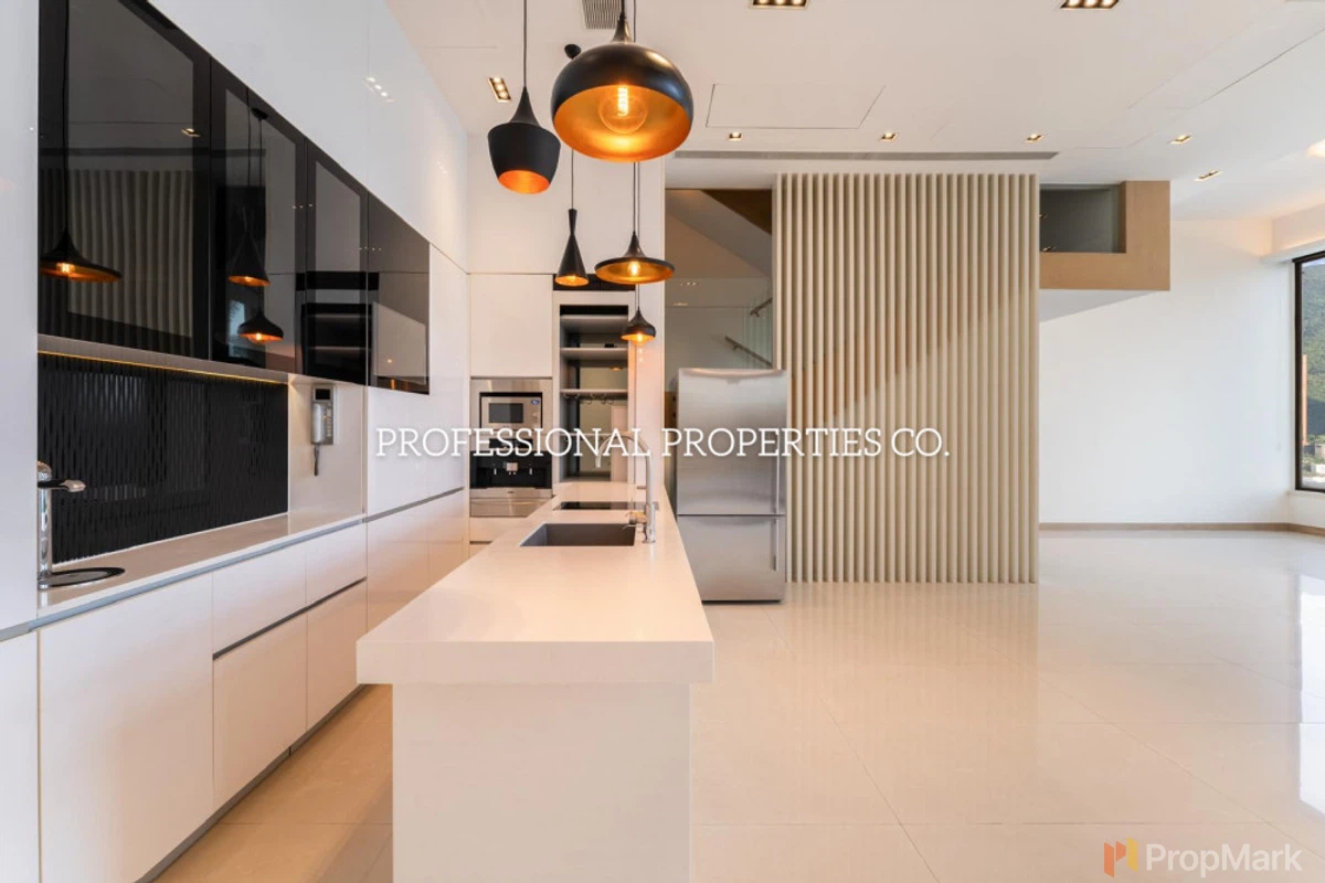 The Beachfront - Photo 9