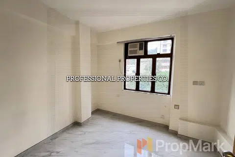 Gold Ning Mansion - Photo 3