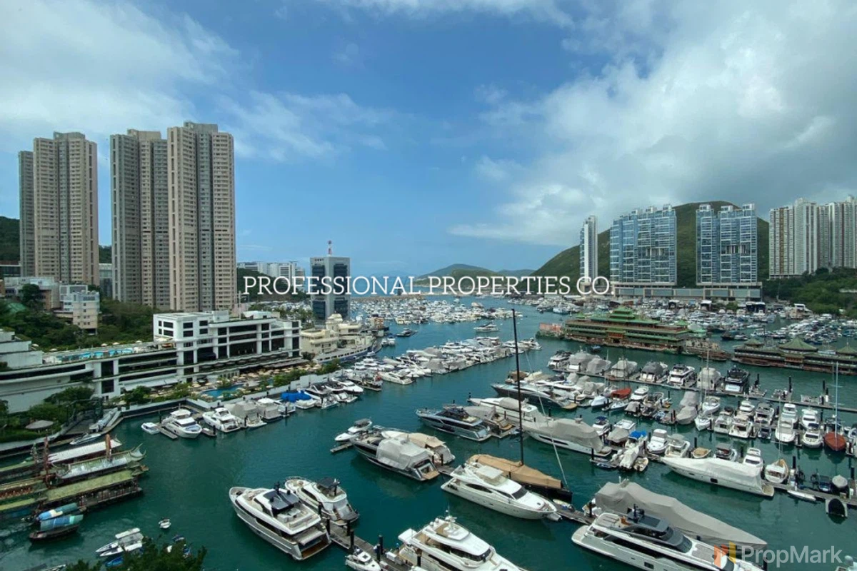 Marinella - Photo 1