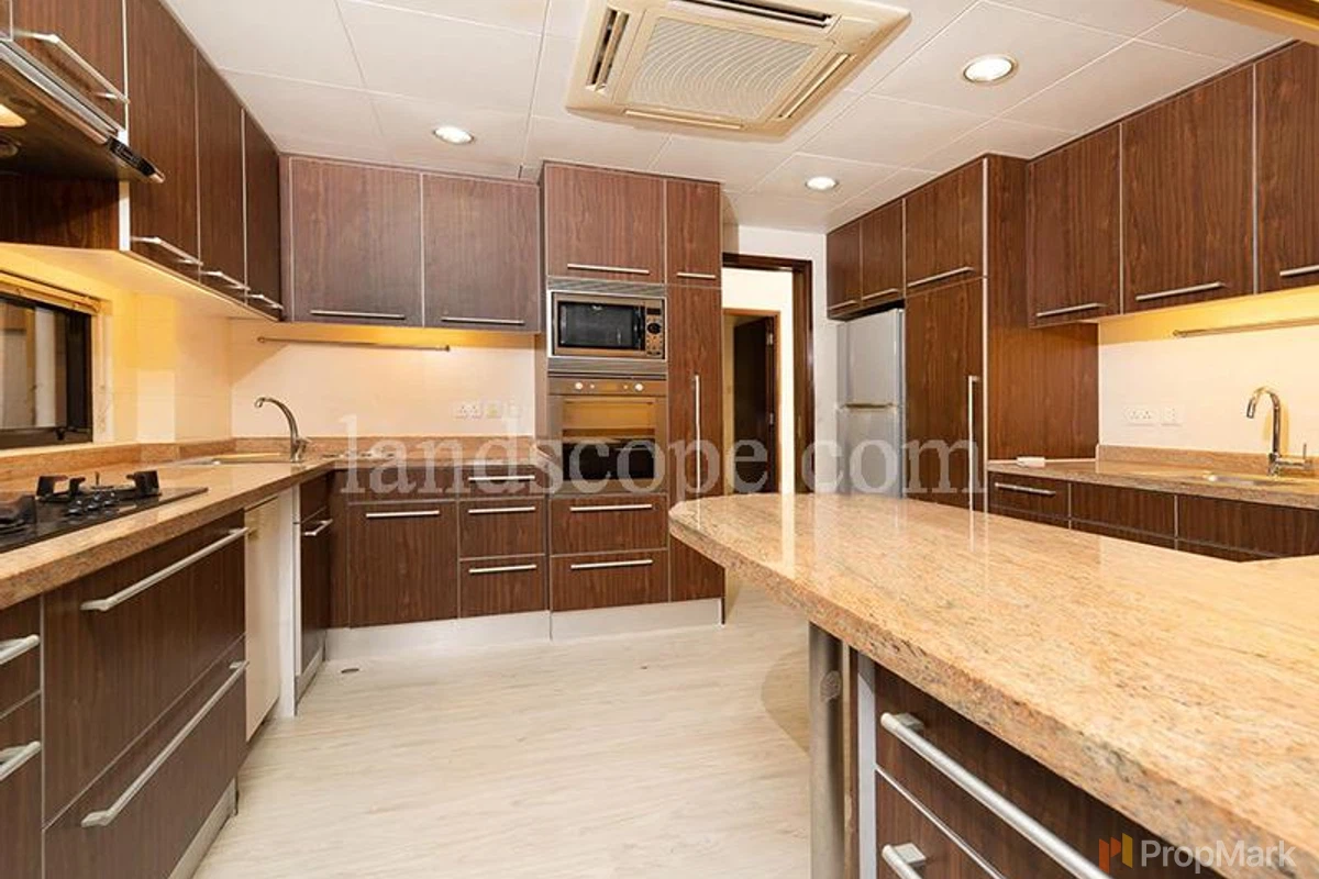 The Somerset - Photo 12