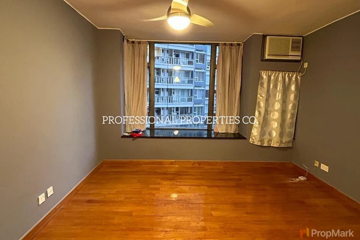 Hollywood Terrace - Photo 2