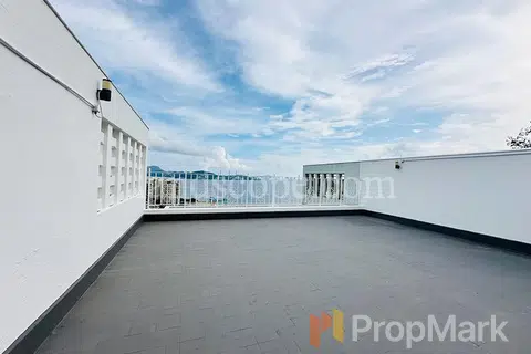 Ocean View - Photo 2