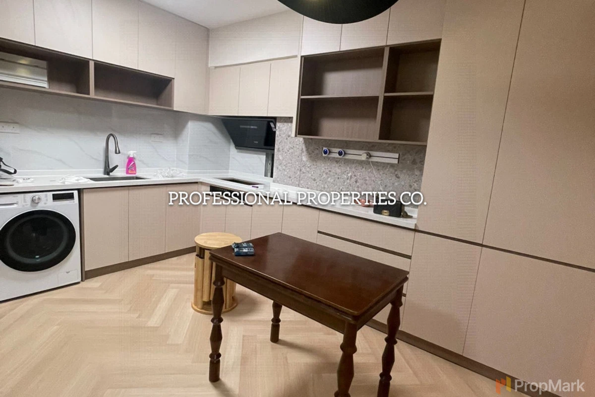 Sands Building - Photo 1