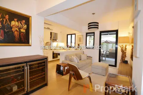 Mandarin Court - Photo 3