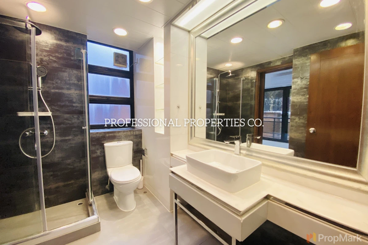 The Somerset - Photo 11