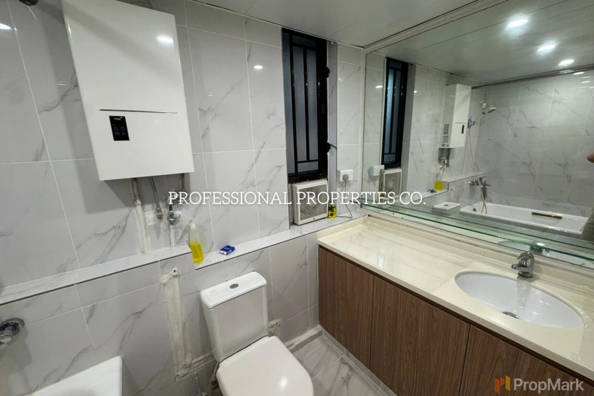 Wilshire Towers - Photo 23