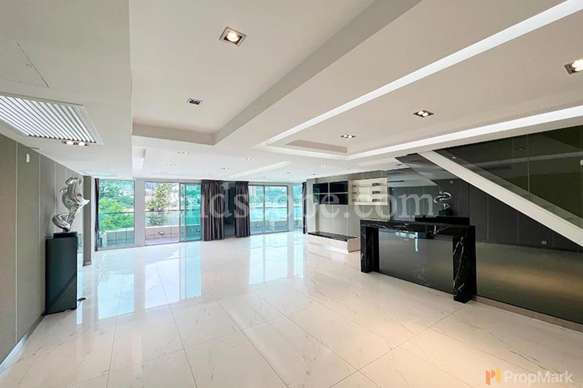 56 Repulse Bay Road - Photo 3