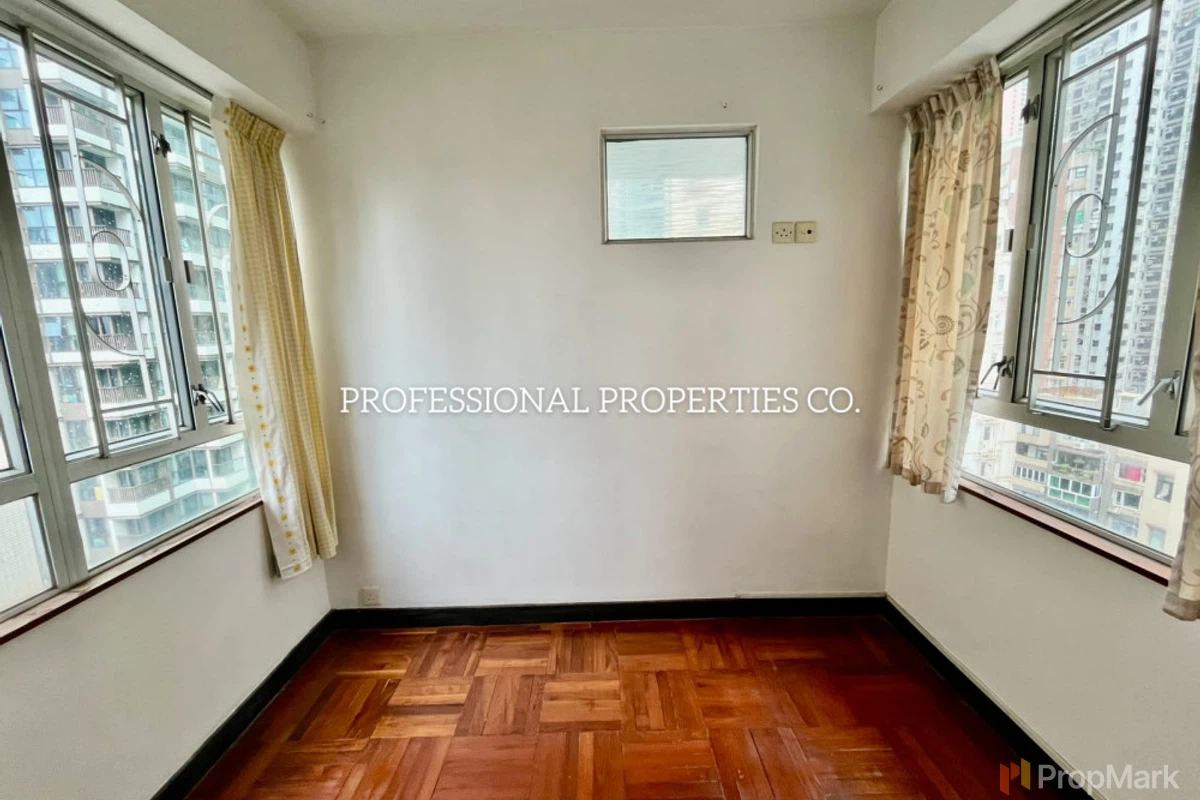 Sherwood Court - Photo 12