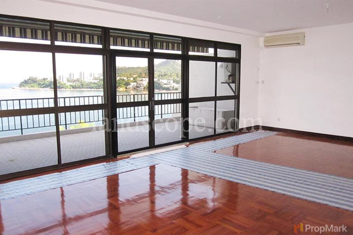 Tai Tam Crescent - Photo 3