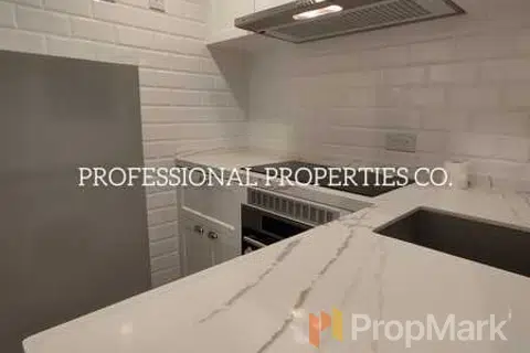 The Bellevue Place - Photo 2