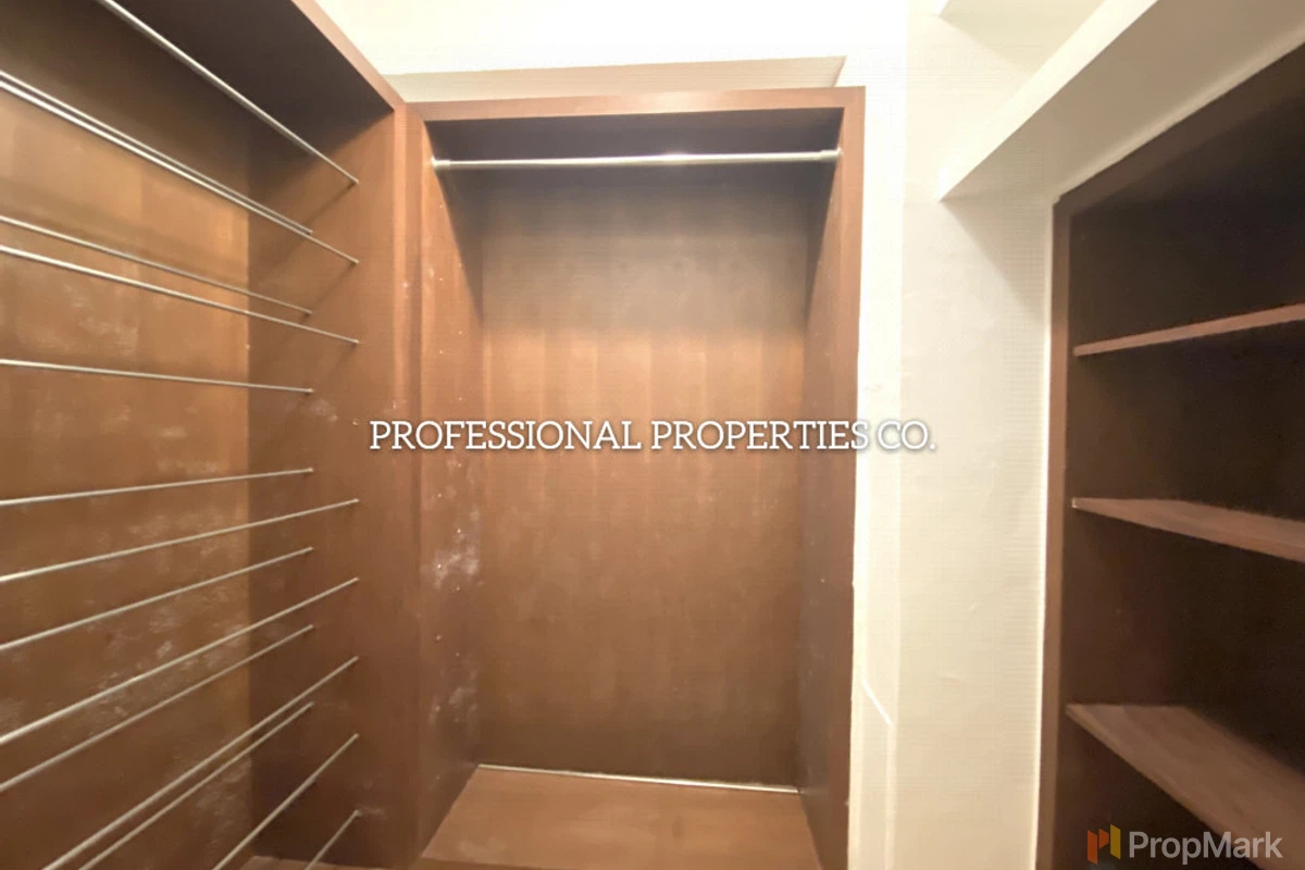 Unicorn Gardens - Photo 17