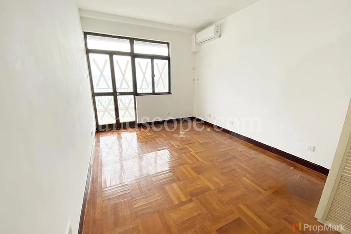 Tai Tam Crescent - Photo 9