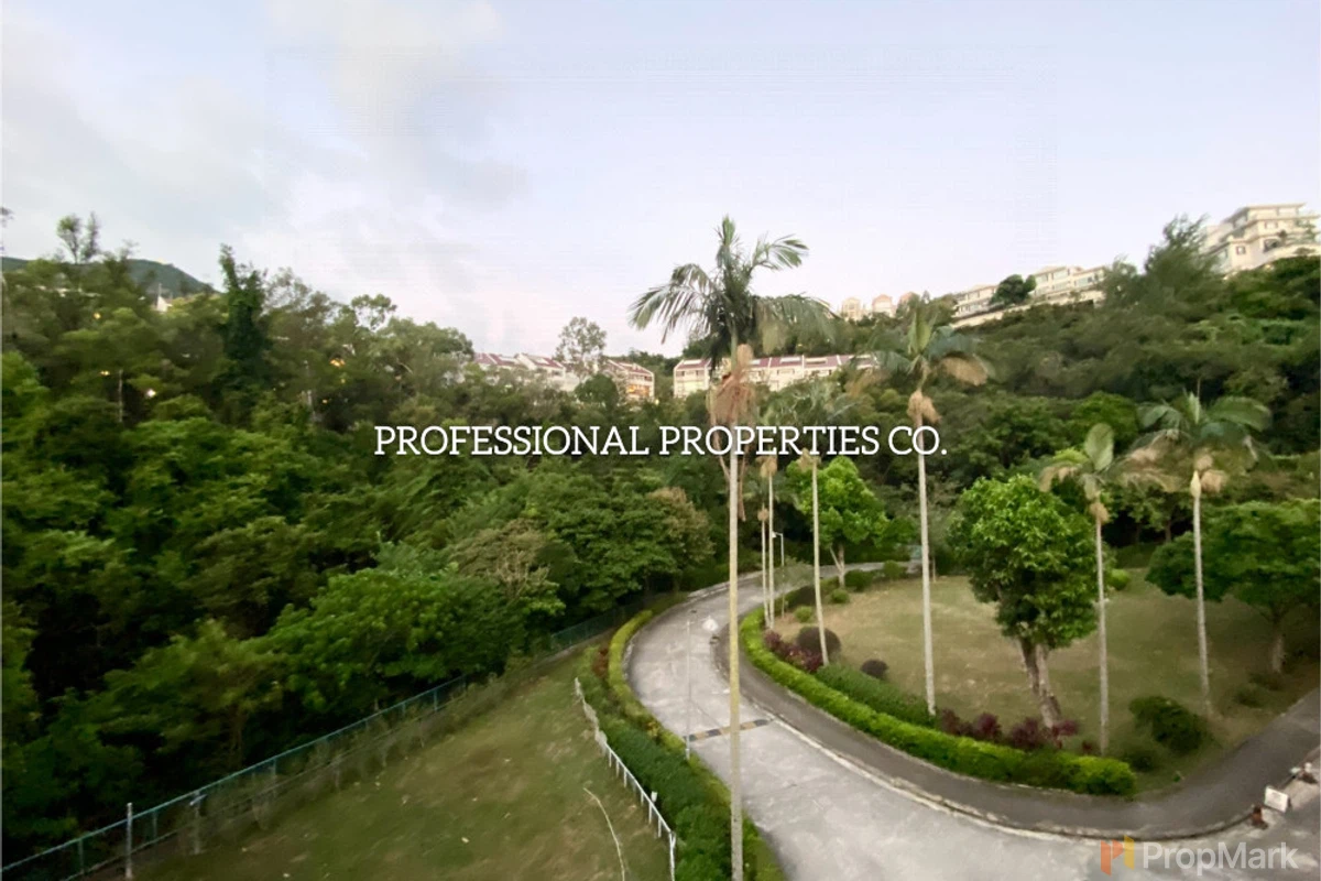 Unicorn Gardens - Photo 1