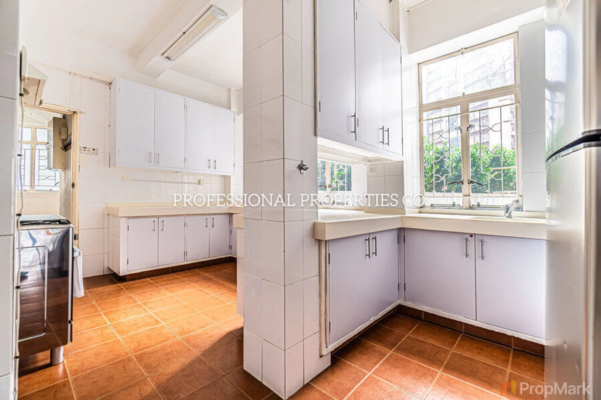 Palm Court - Photo 13