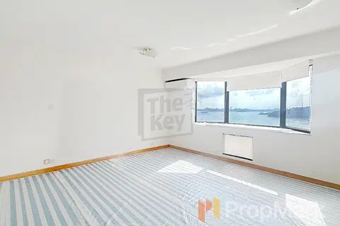 South Bay Towers - Photo 4