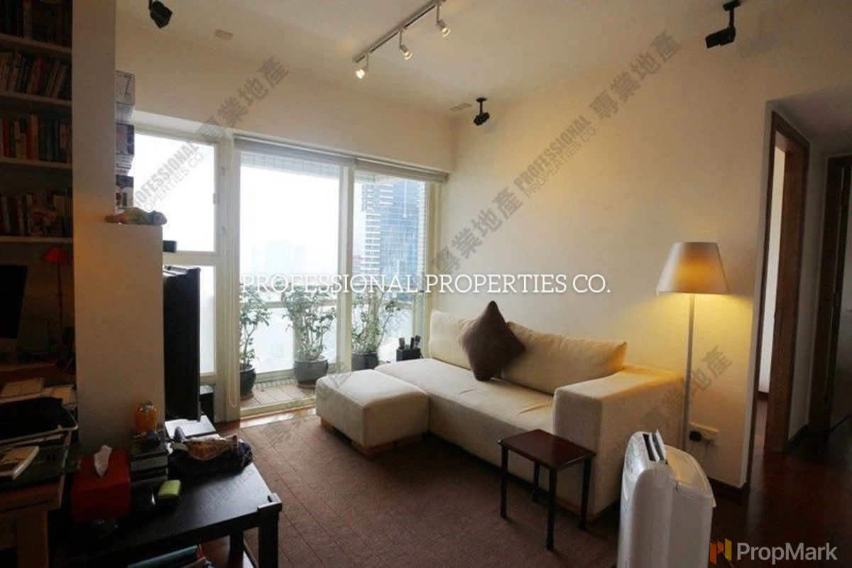 CentreStage - Photo 2