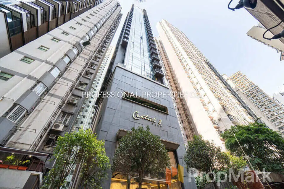 Central 8 - Photo 1