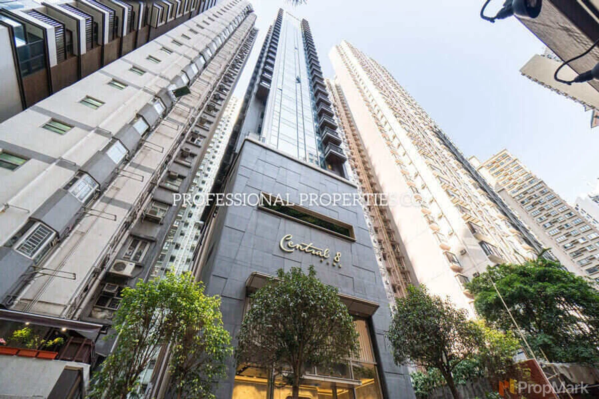 Central 8 - Photo 1