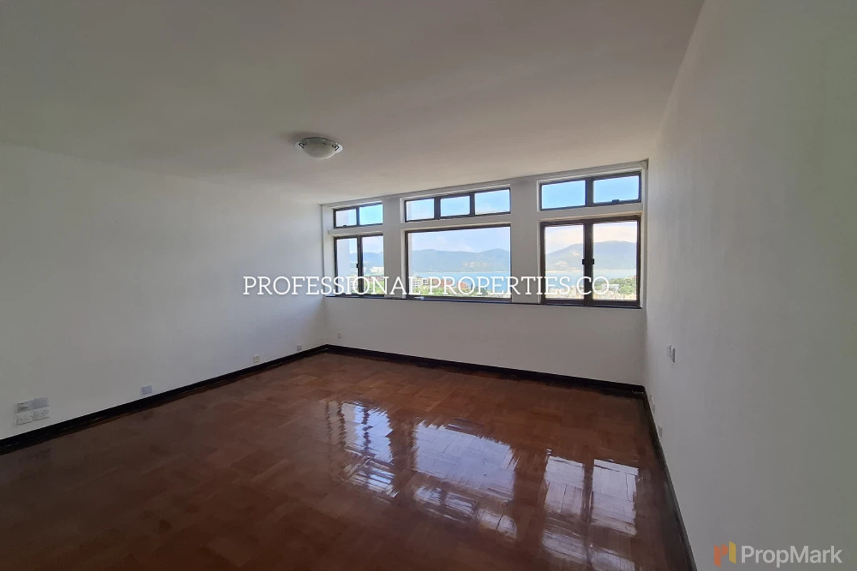 Cape Court - Photo 8
