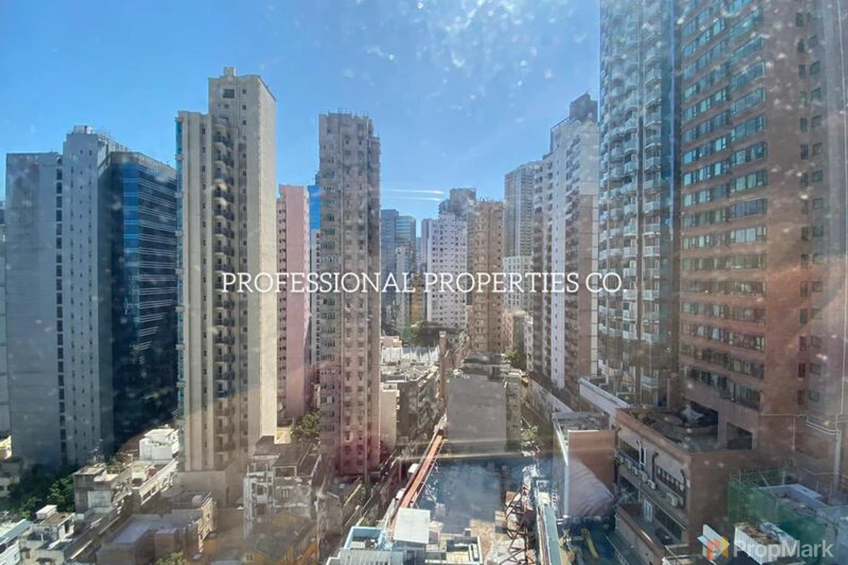 Ying Pont Building - Photo 6