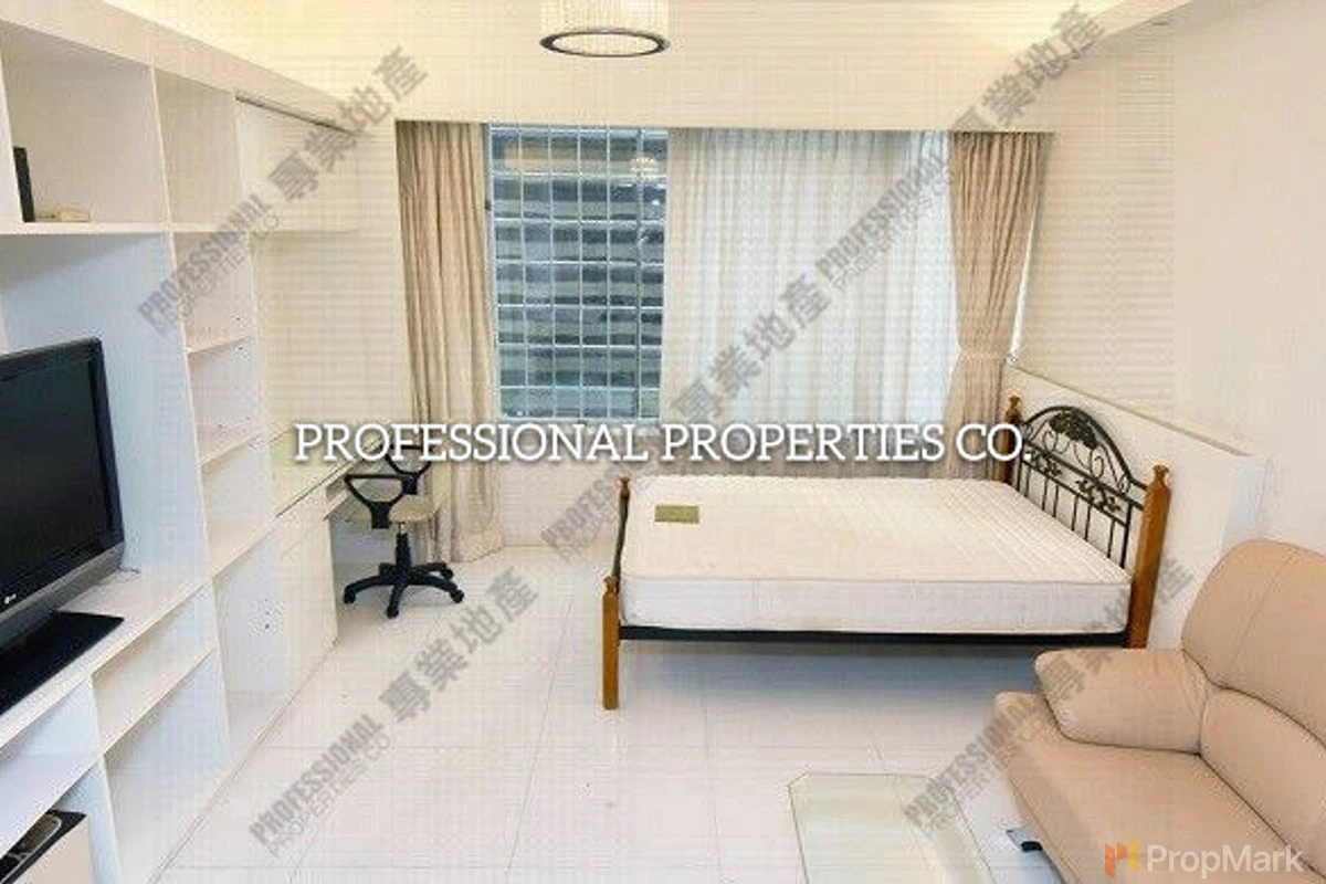 Convention Plaza Apartments - Photo 2