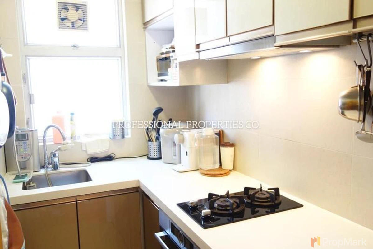 Manhattan Avenue - Photo 2