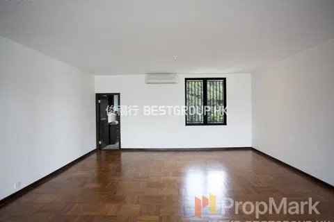Manhattan Tower - Photo 2