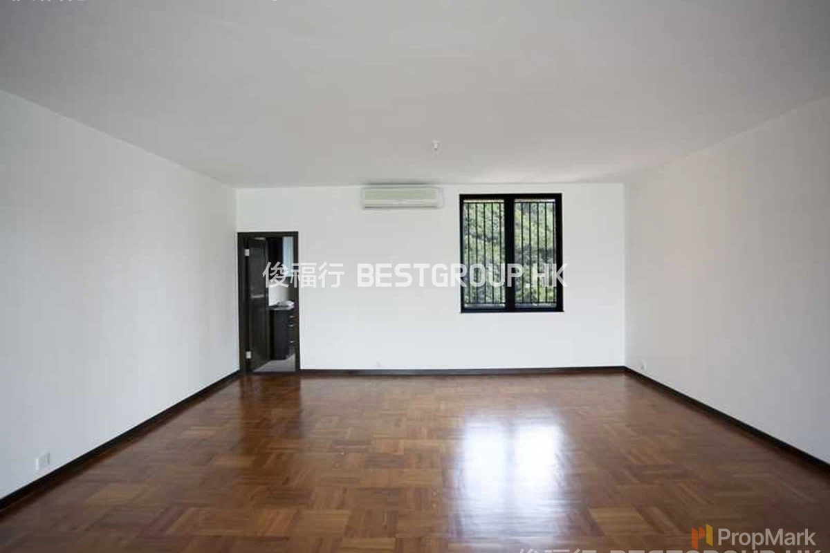 Manhattan Tower - Photo 2