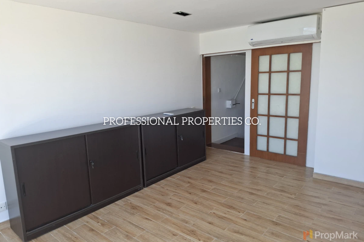 Cape Court - Photo 5