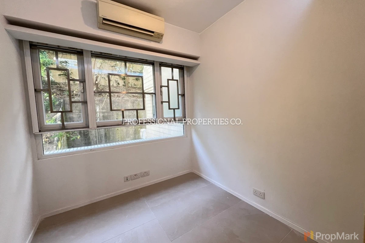 Broom Garden - Photo 10