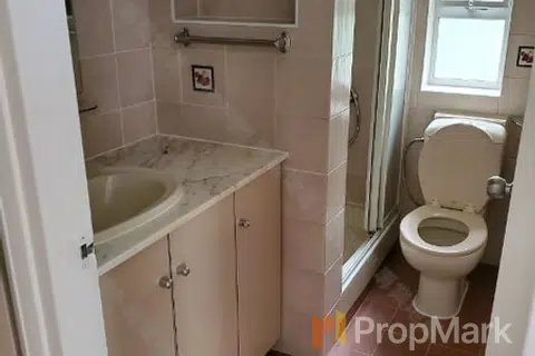 Welsby Court - Photo 2