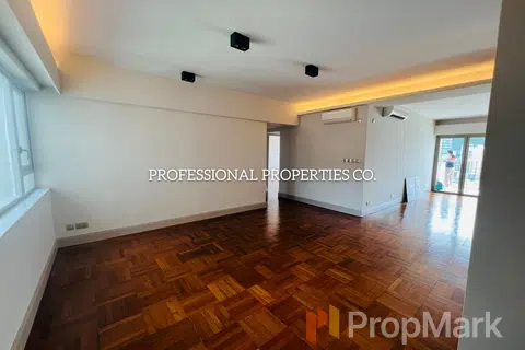 Repulse Bay Garden - Photo 3