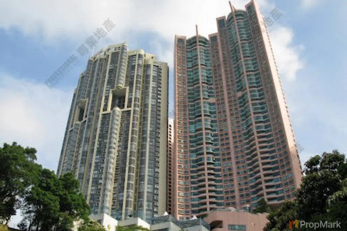 Queen's Garden - Photo 1