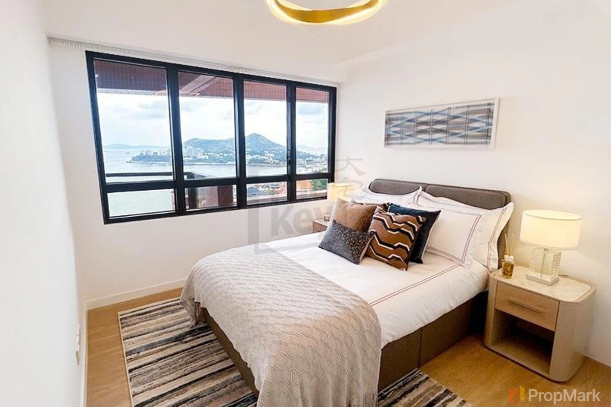 Pacific View - Photo 5